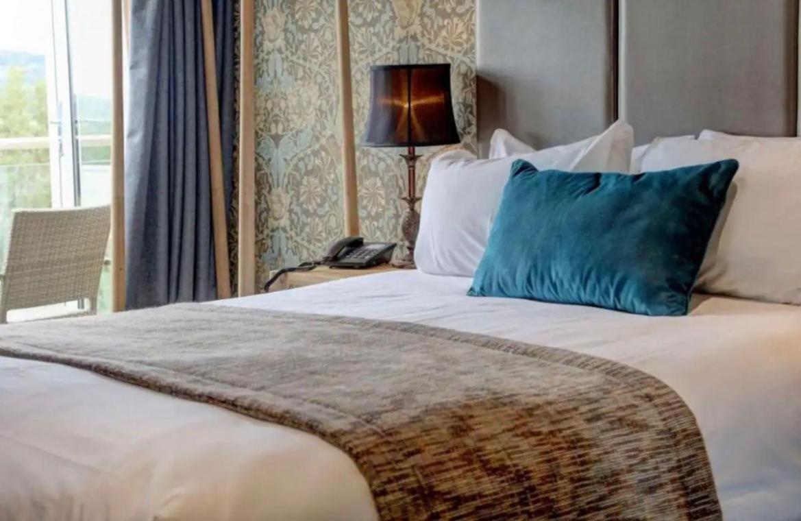 The New Hobbit Hotel Rooms Halifax Bagian luar foto