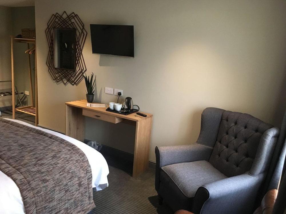 The New Hobbit Hotel Rooms Halifax Bagian luar foto